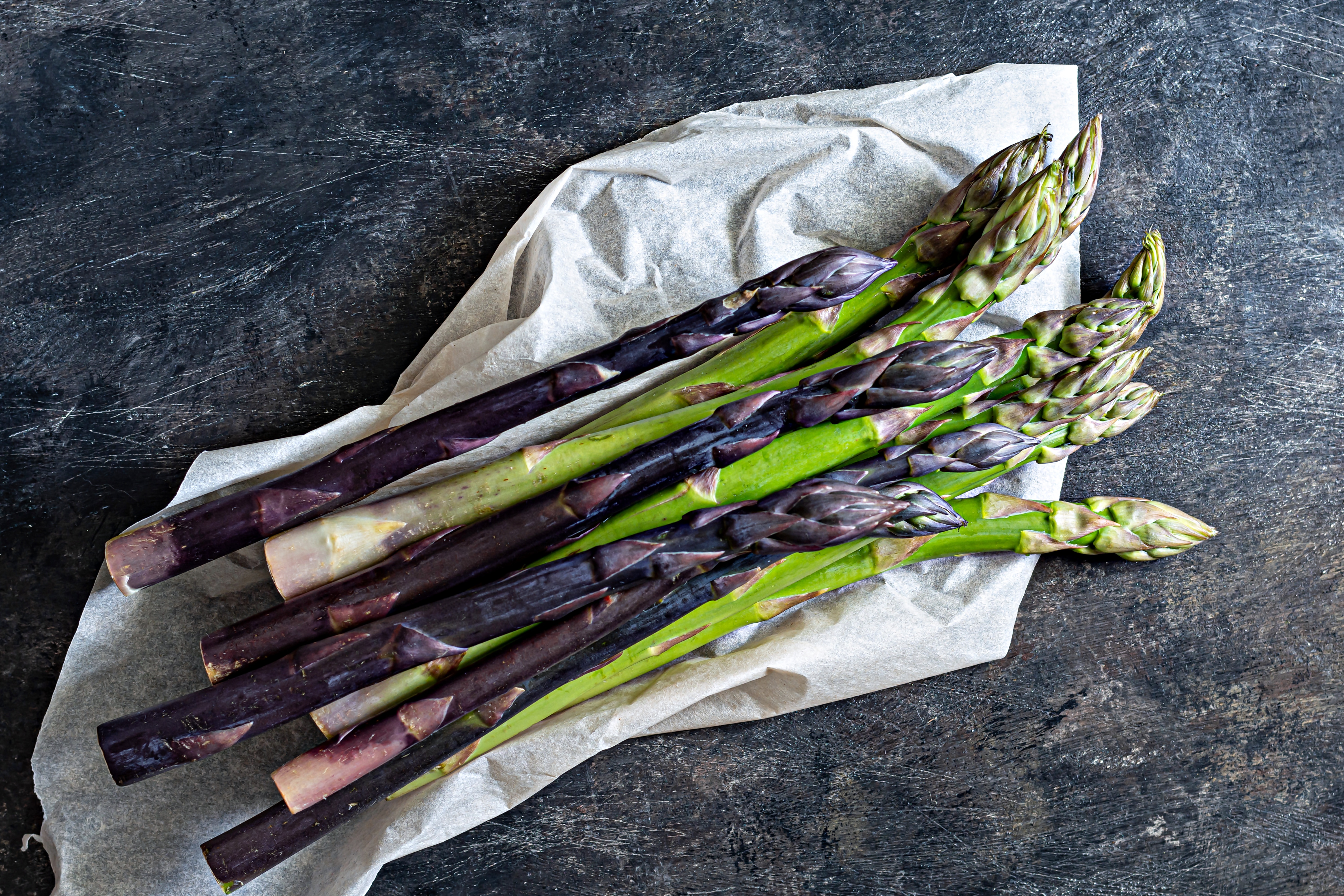 Purple & Green Asparagus from Mangaweka: A Seasonal Star for NZ Chefs